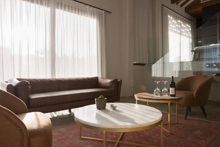 Gillham Vineyard Hotel Templos Екстер'єр фото
